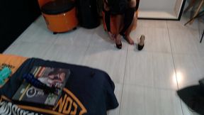 bibi tsunami mostrando tudo e mais um pouco nos bastidores do tigr&atilde;o!!