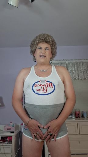 My Big Soft Tranny Bottom Gets Wet for Daddy and Friends