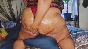Oiled up big-titted ebony BBW gets worshipped