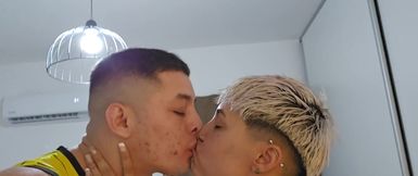 Argentinian Lesbian in Her First Casting