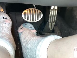 driving in slipper socks (muted) - glimpseofme