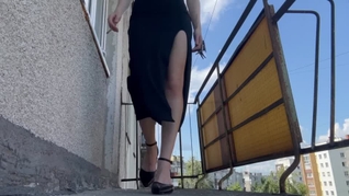 mistress smoke outdoor on heels