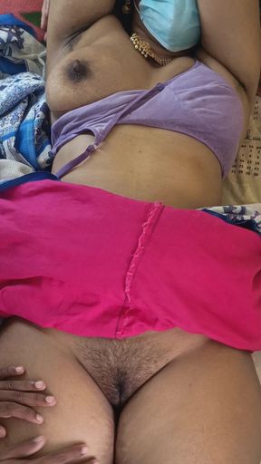 Housewife Hard Fuck in Bed