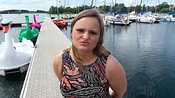 RISKANTER TRETBOOT-FICK CREAMPIE MITTEN AUF DEM SEE