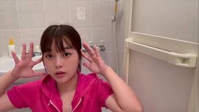 【素人女子大生のオナニー】チンカスがついてるイカ臭いおちんちんが好きです。舐めてみたい...