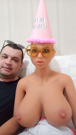 Tourist breasts doll mondial 2026  San Francisco