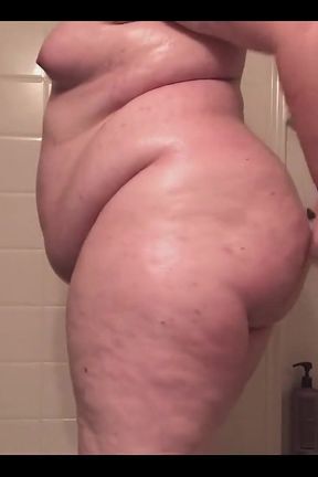 Teasing My Wet and Oily Pussy