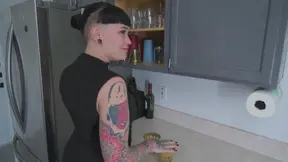 Goth babe gives the best blowjob to a big-dicked guy in a dungeon