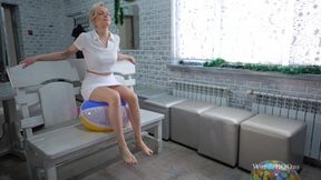 Irene S2P on the bench and floor **4K**