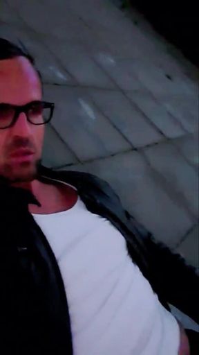 Slutboyben Cam4 Spit in Front of the Tom