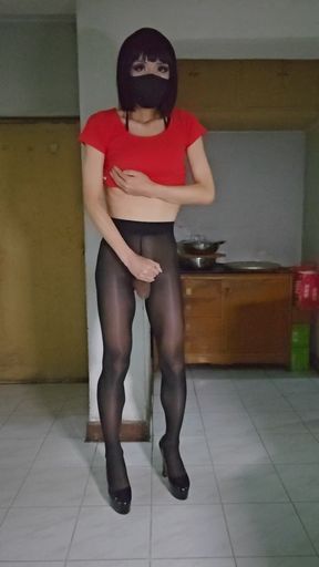crossdress VID_20250207_234127