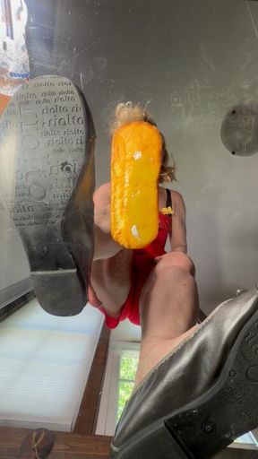 Stinky Flats Twinkie Light SPH Crush Under Glass POV