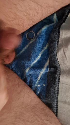 Hands free ejaculation - Playing and moaning with anal toy