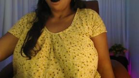 Sexy Hot Girl Boobs Press Gug in Mouth Show Dildo Show.