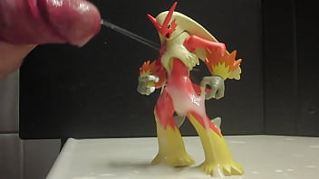 Blaziken figure #1 (Pokemon)