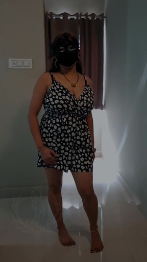 Assamese Hotwife fingering herself like a desperate slut. Watch this naughty solo teaser.