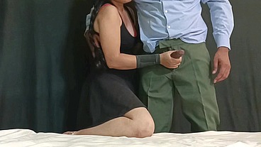 Student jerking and sucking her teacher big cock after home tution