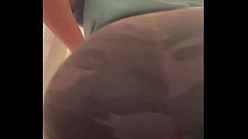 Big Booty White Boy In The Bathroom