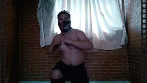 Mexican Gamer Personal Trainer Gets a Wet Workout