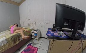 Housewife Pays Technician with Her Ass While Husband Is Away