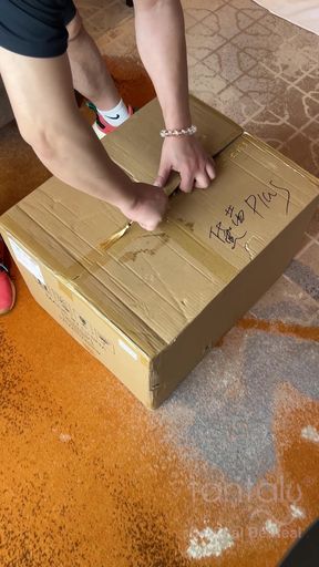 Ass-loving sex doll takes on a big toy