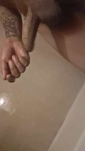 Any mommy or married mature who wants some?