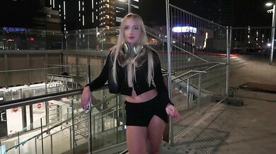 Chloe Chevalier FaceTime Cucks BF with BBC DP Strangers Huge Facial