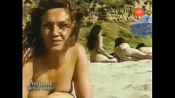 Marisela Santiba&ntilde_ez desnuda en playa nudista