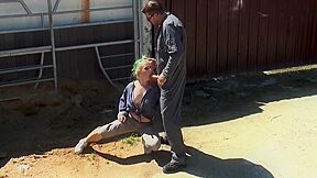 Gina Blonde In Der Hobbywerkstatt Richtig Hart Gefickt