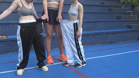 Giant girl Vs tiny small dwarfs