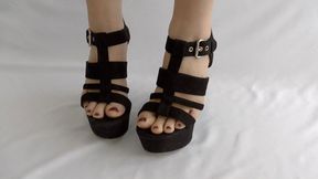 Walking in High Heels - Black Strappy Platform Wedge Sandals