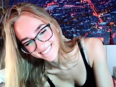 blonde teen pregnant girl has her pussy masturbated