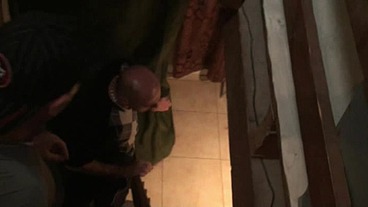Daddy XXL fucked bareback by Straigth arab and creampied