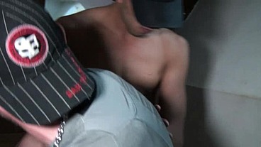 Daddy XXL fucked bareback by Straigth arab and creampied