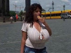 Big boobs milf masturbates with her dildo