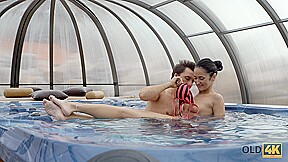 OLD4K. Cheerful old gentleman and tall slender model Angie Moon