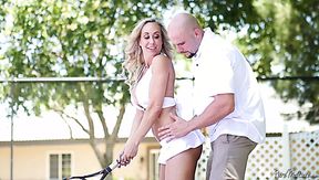 Ardent 45 y.o. blonde sexpot Brandi Love isn't good at tennis but good at sex