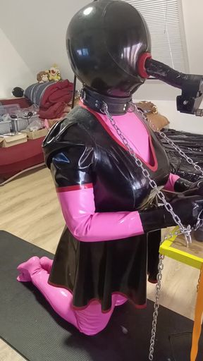 Latex Deep Throat Training