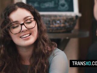 Sexy Tgirl Waitress Bangs Her Old Bestie During After Hour