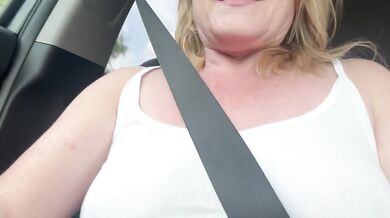 MILF’s see-through leggings soak through in public orgasm