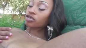 Two ebony lesbians pleasuring outdoor in the swimming pool