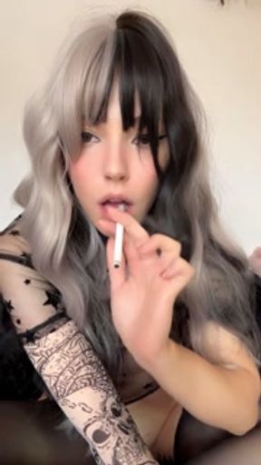 Sexy Alt Egirl smoking naked on the sofa showin her puwussy (full Vid on my OnlyFans/ManyVids)