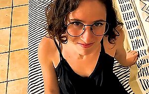 Aujourd'hui c'est mon jour de chance j'ai le droit a deux pipes pour le prix d'une