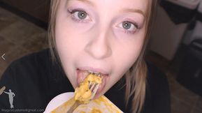 Zaurus Dinner Time Cheesy Vore