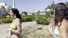 hooo adeline lafouine dans les rues du cap d agde ! elle m emmene dans sa ...