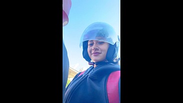 Levei a surfista casada pra fazer uma trilha de moto não resisti e gozei dentro ( Completo )
