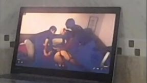 UN DIA  EN  LA CASA  DE PERLA LOPEZ , DESESPERADA  POR PIJA