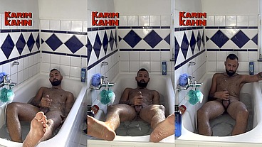ARAB ALPHA LOST CONTROL IN THE BATHTUB! ACCIDENTALLY BLASTED A HUGE LOAD INTO MOUTH!🛁💦