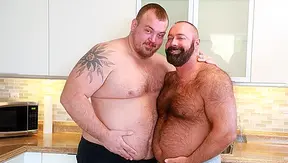 Big Bears Collide: Brad Hunter Goes Raw in Steamy Bareback Encounter – GayPornHub