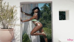 TOTM Sun Goddess 1 - beautiful ebony Nicole Kitt outdoors